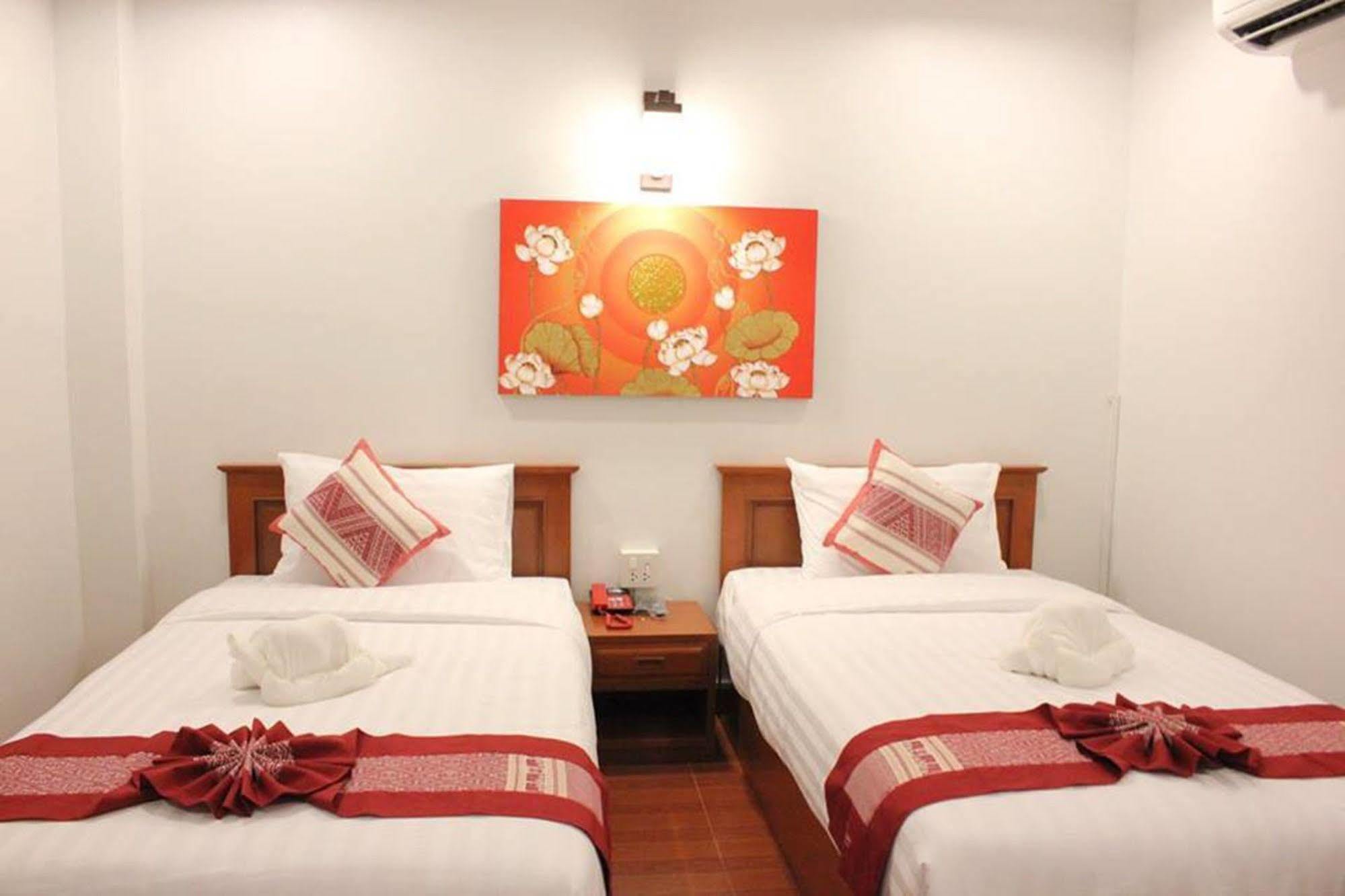 Sawadeelanna Hotel Nan Dış mekan fotoğraf