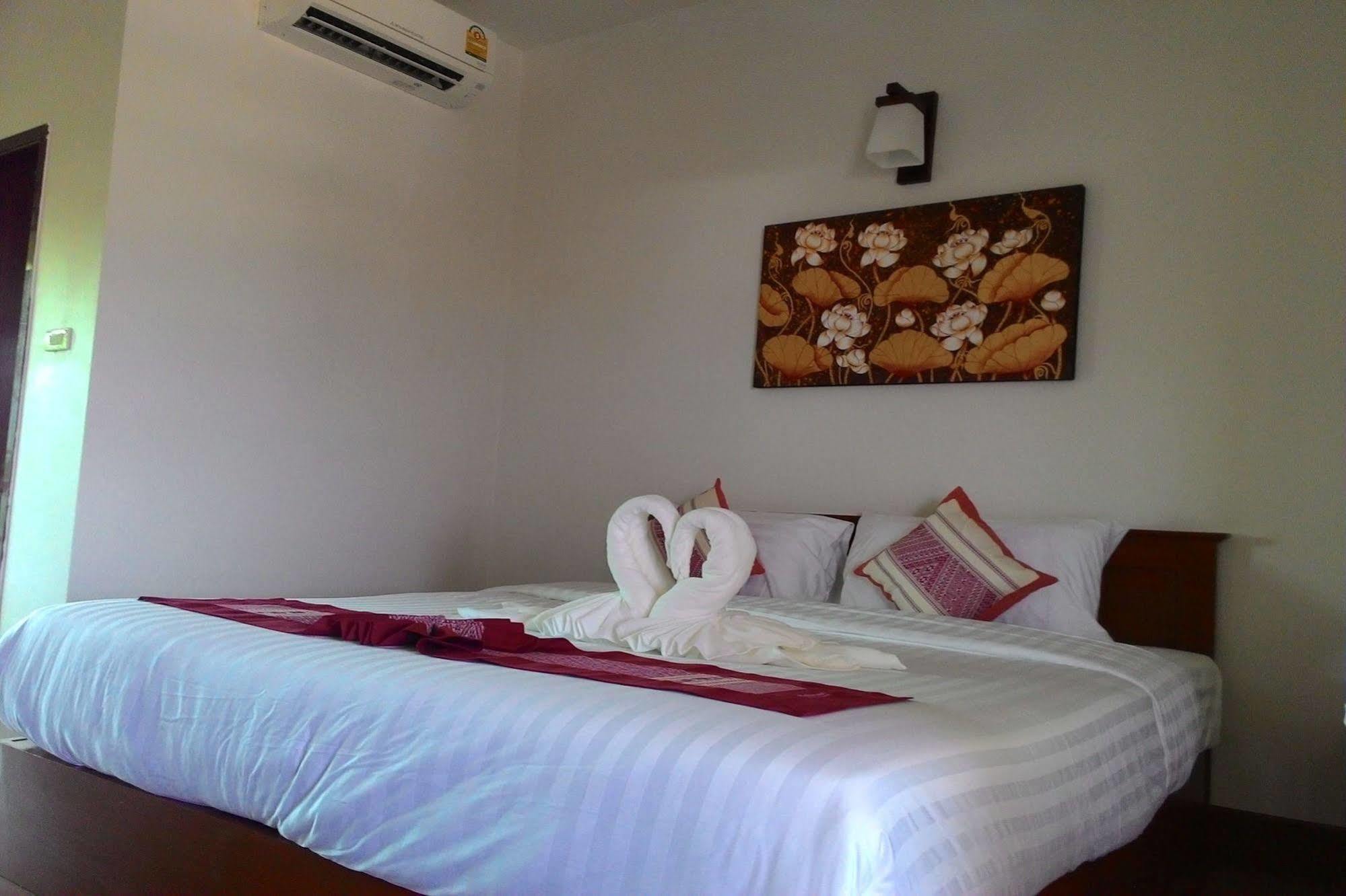 Sawadeelanna Hotel Nan Dış mekan fotoğraf